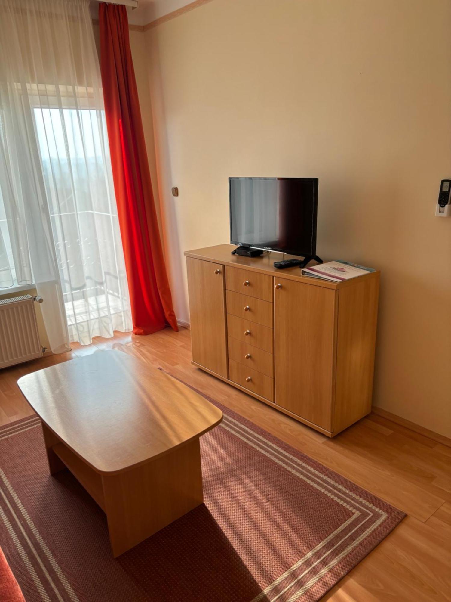 Afamado Apartman Fisli Hévíz Esterno foto