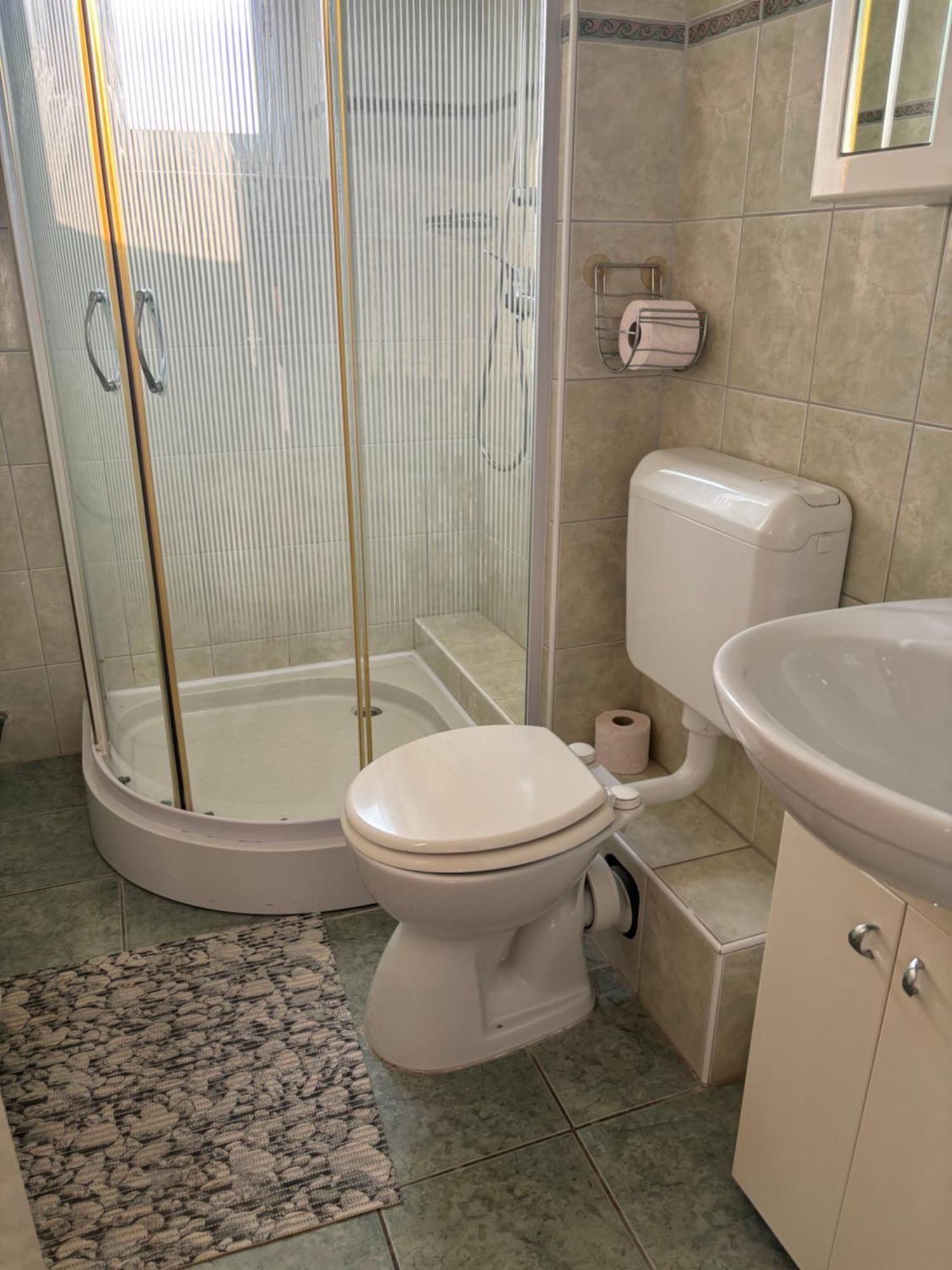 Afamado Apartman Fisli Hévíz Esterno foto