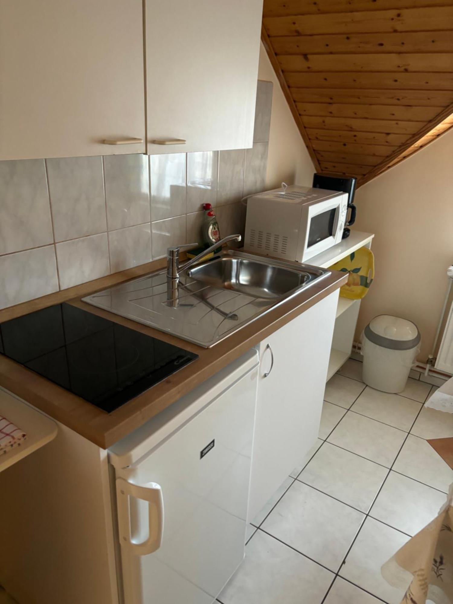 Afamado Apartman Fisli Hévíz Esterno foto