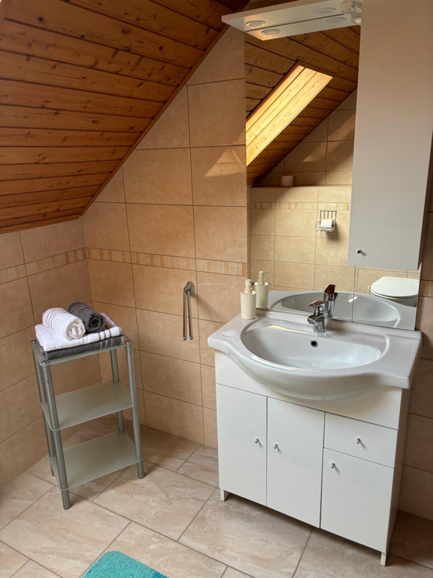 Afamado Apartman Fisli Hévíz Esterno foto