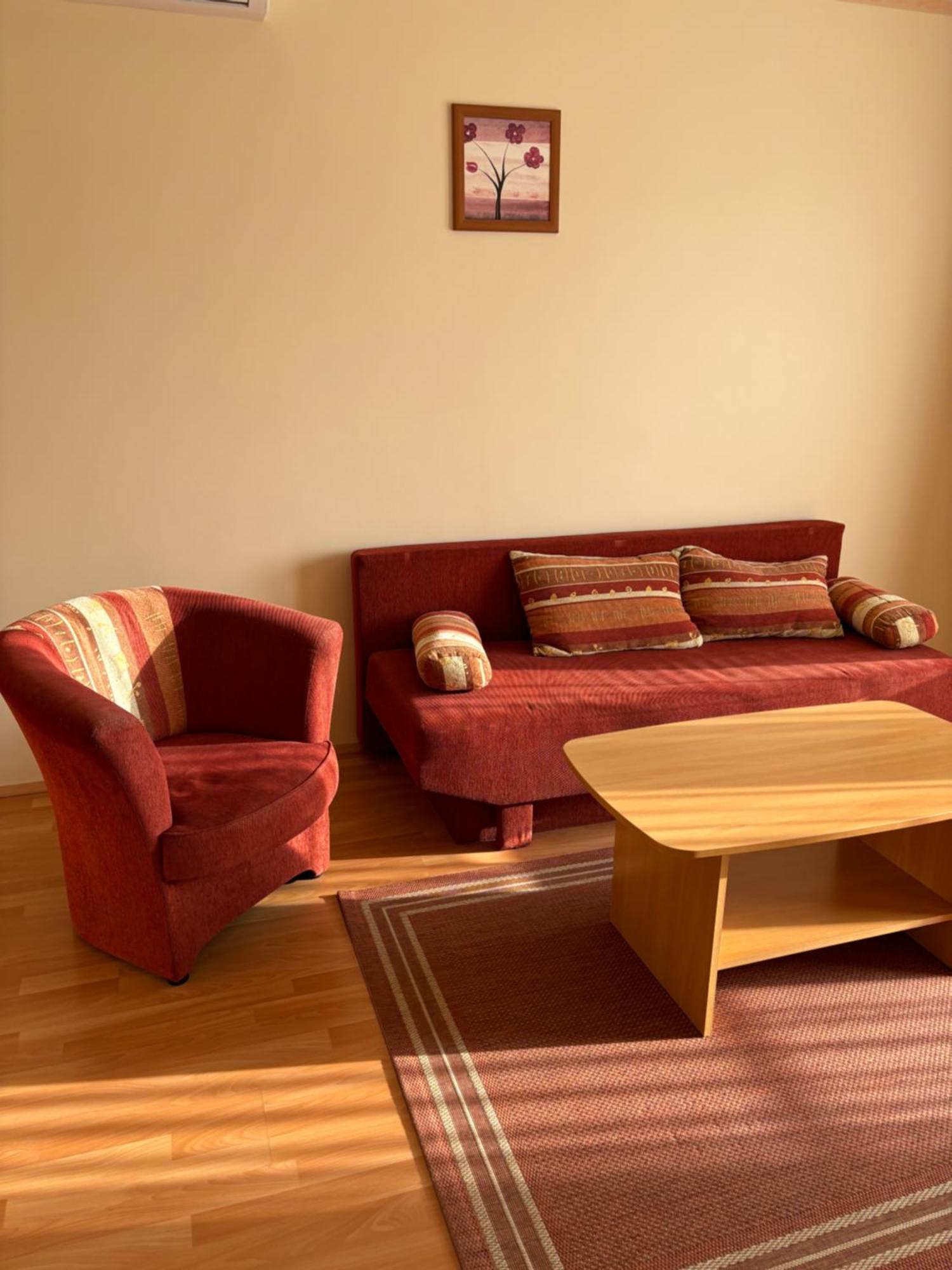 Afamado Apartman Fisli Hévíz Esterno foto
